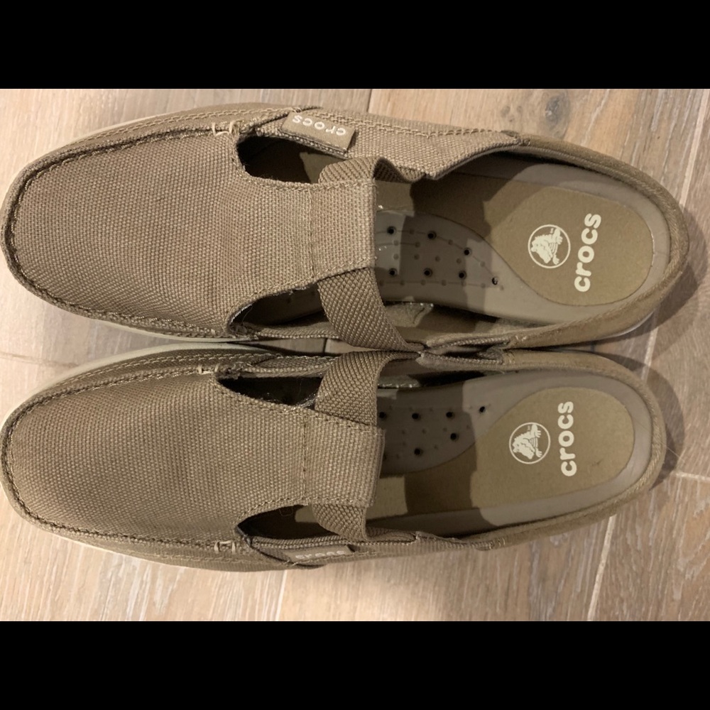 Croc women’s canvas slip-on